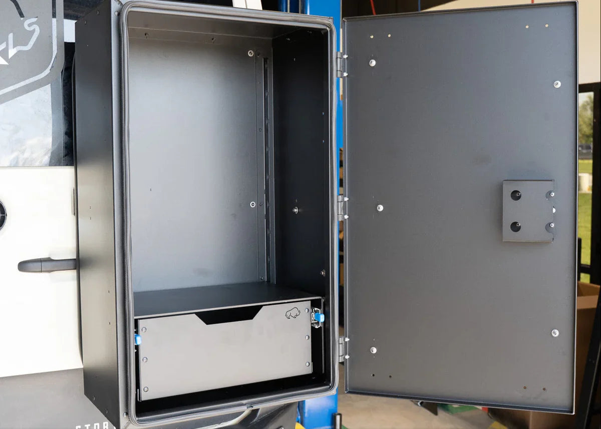 ROAMBUILT Trail Box with Optional Drawers