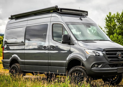 Mercedes Sprinter Safari Rack 2.0 SLB (Single Light Bar)