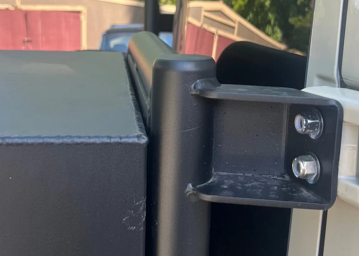 ROAMBUILT Passenger Side Box Mount