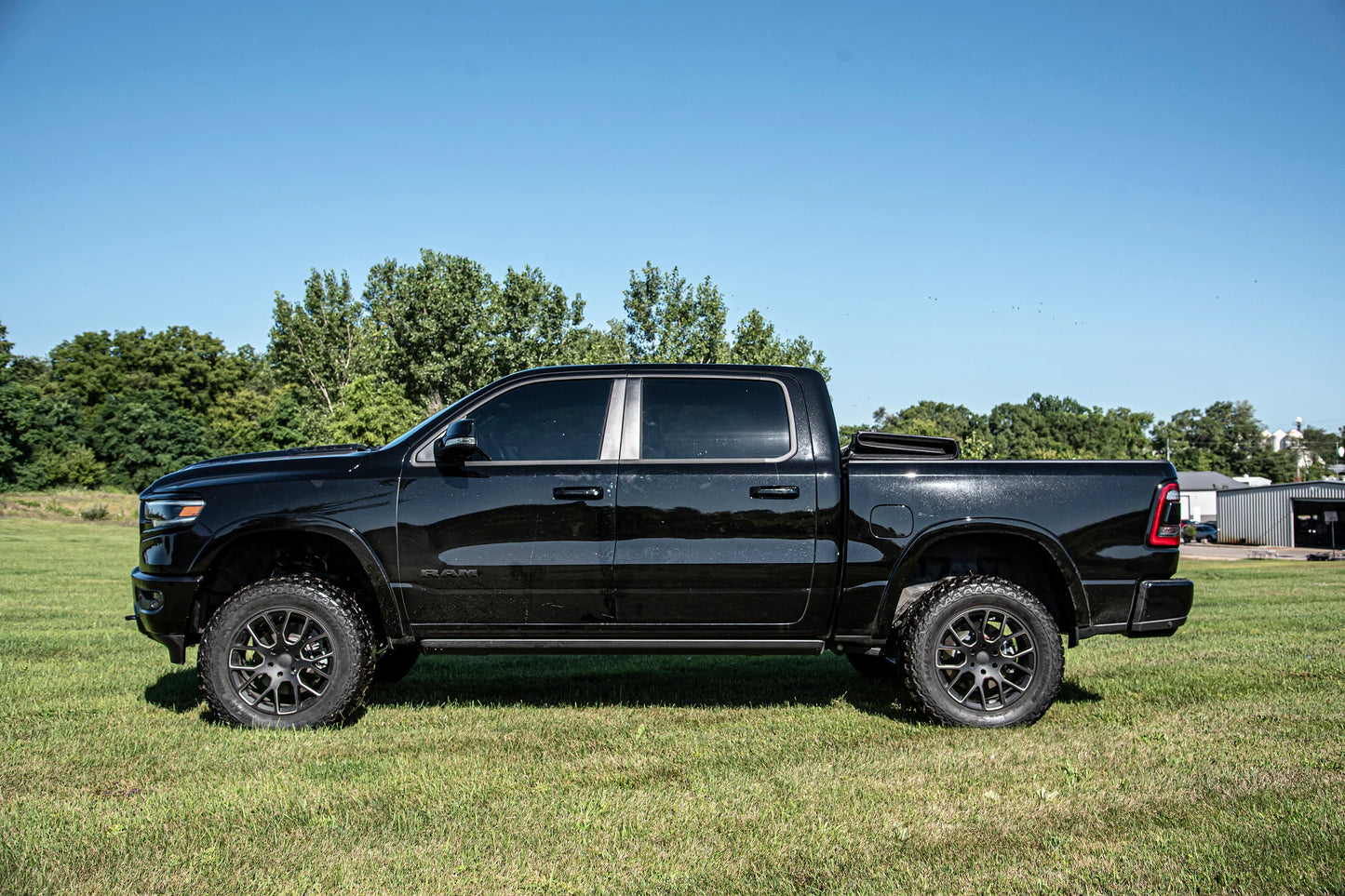 BDS 4 Inch Suspension Lift Kit w/ FOX 2.0 Performance Series Shocks Ram 1500 4WD (2019–2024)